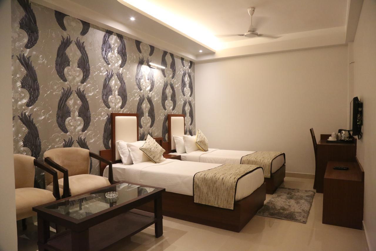 Hotel Varanasi Inn Luaran gambar