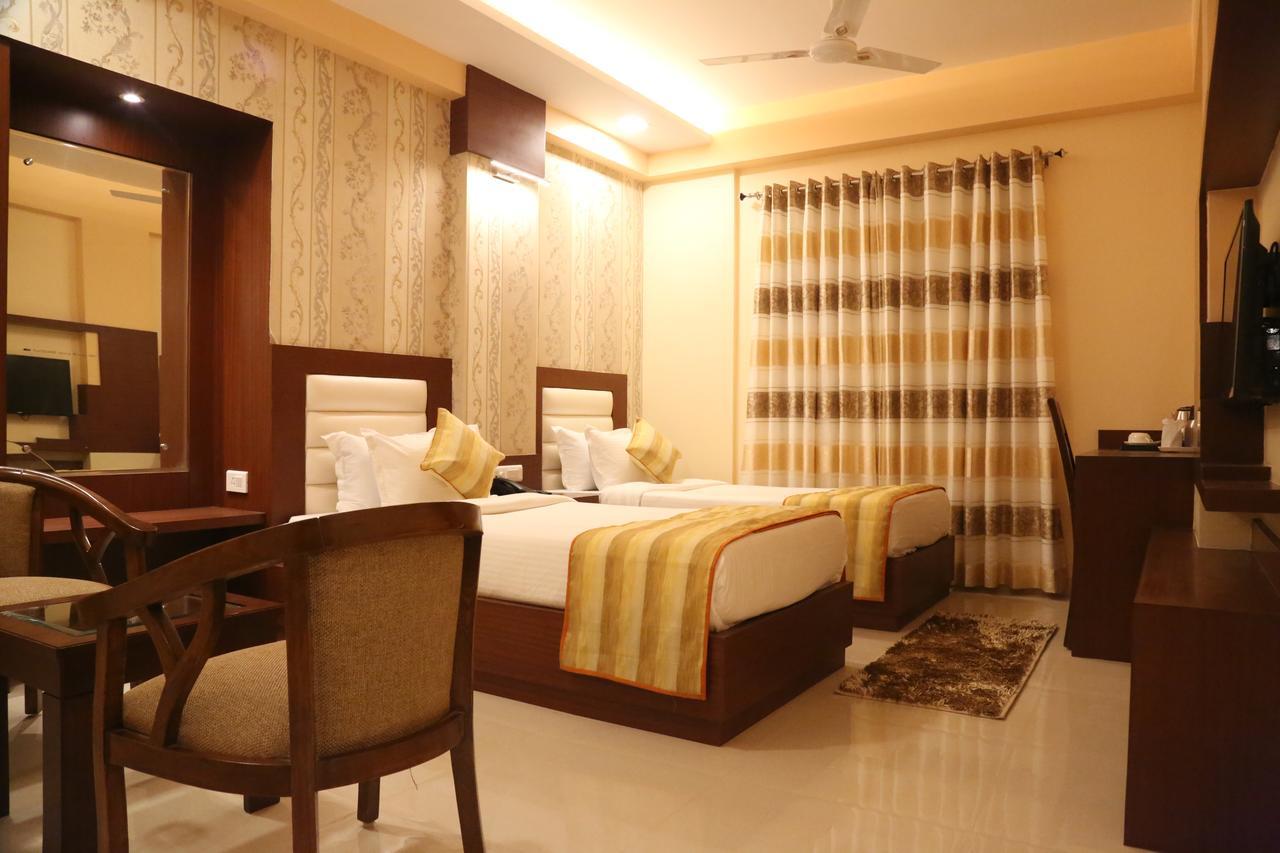 Hotel Varanasi Inn Luaran gambar