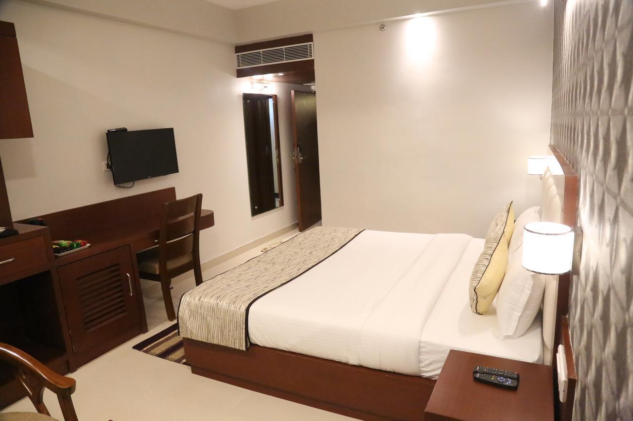 Hotel Varanasi Inn Luaran gambar