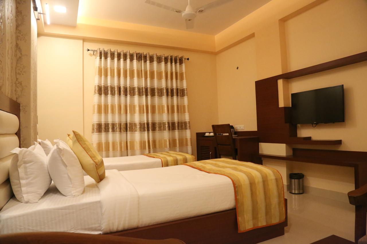 Hotel Varanasi Inn Luaran gambar