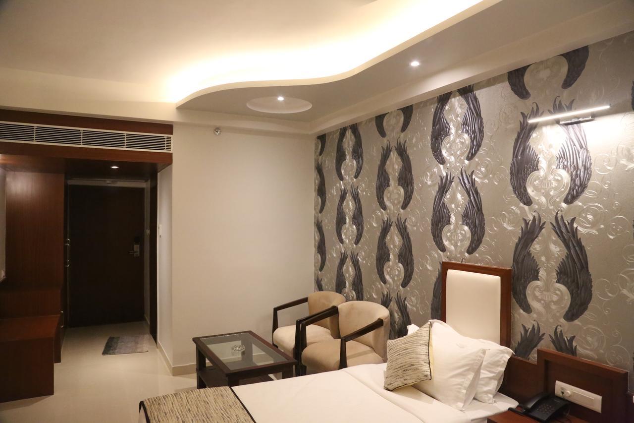 Hotel Varanasi Inn Luaran gambar