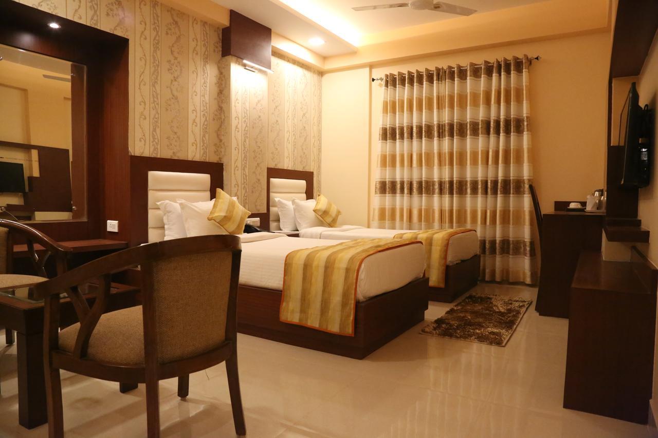 Hotel Varanasi Inn Luaran gambar