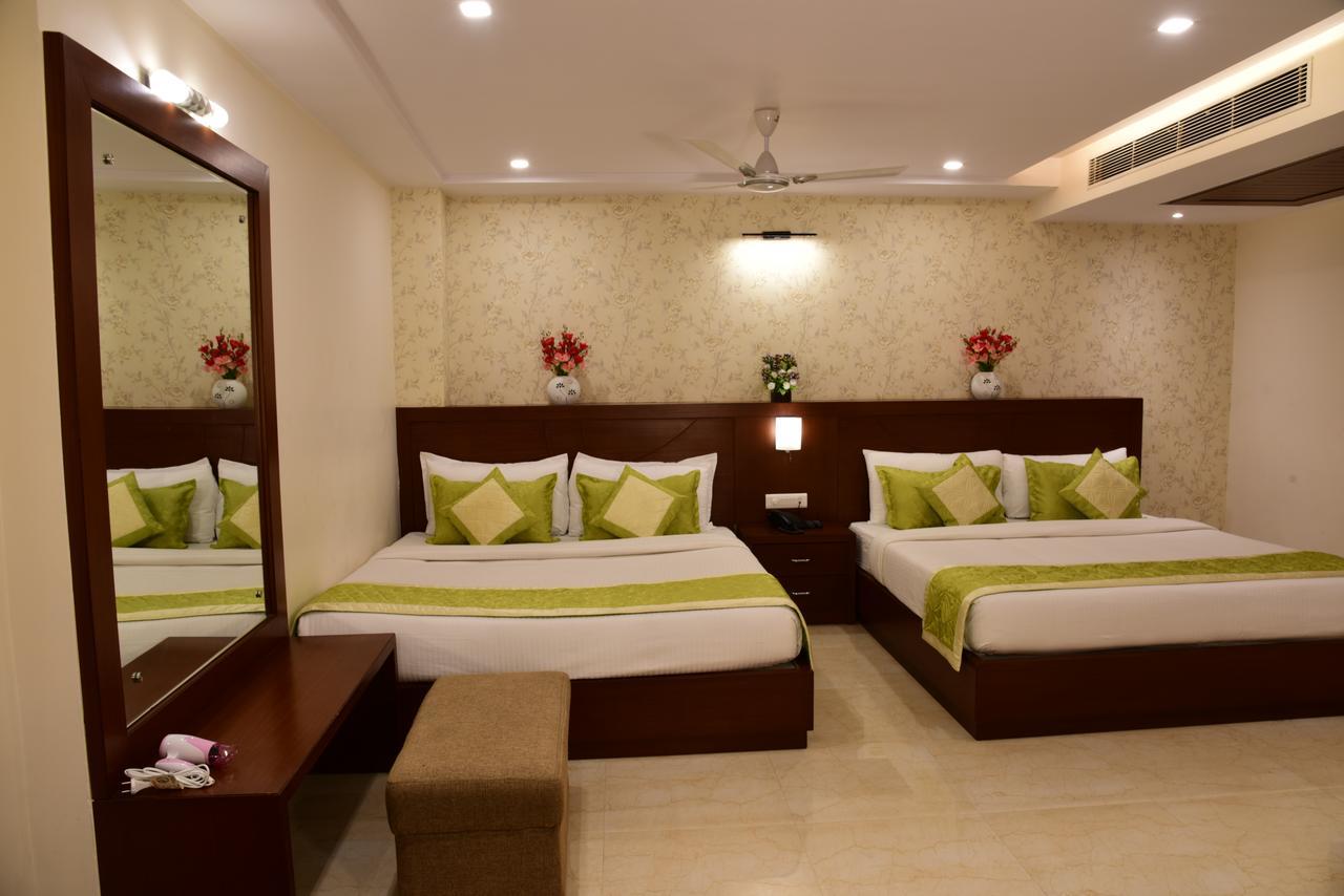 Hotel Varanasi Inn Luaran gambar