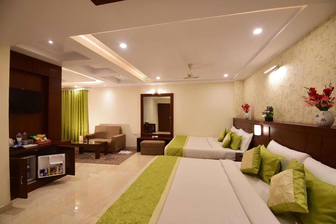 Hotel Varanasi Inn Luaran gambar