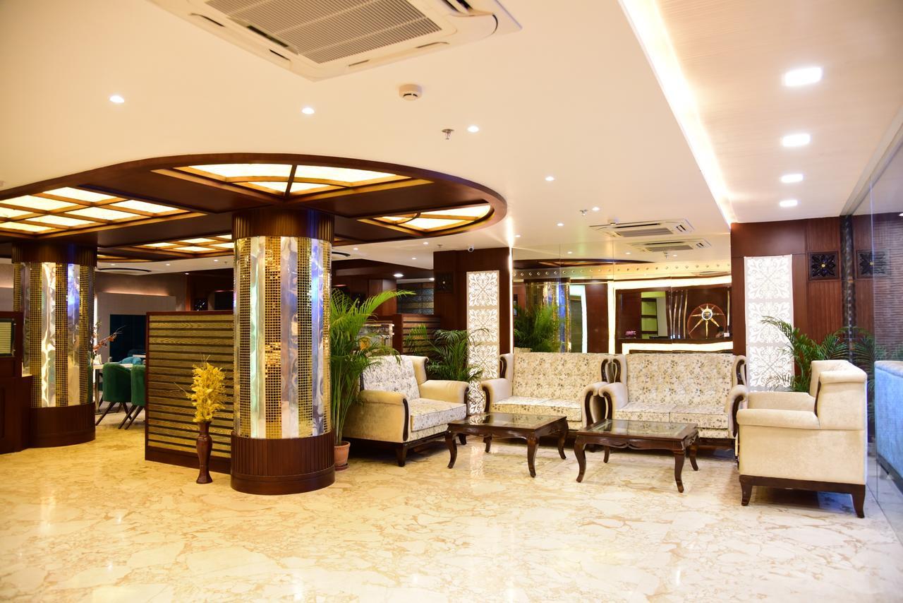 Hotel Varanasi Inn Luaran gambar